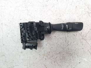 Recambio de mando limpia para toyota hilux vii 2016-2020 2.4 d referencia OEM IAM 17F816  