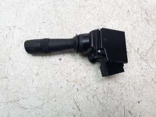 Recambio de mando limpia para toyota hilux vii 2016-2020 2.4 d referencia OEM IAM 17F816   2