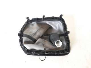 Recambio de pomo palanca cambio para toyota hilux vii 2016-2020 2.4 d referencia OEM IAM 335040K230C0  