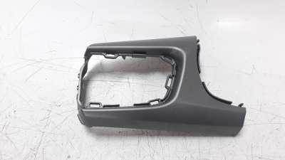 Recambio de moldura para kia rio (yb) 2016- 1.2 cat referencia OEM IAM 84731H8000  
