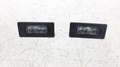 Recambio de piloto matricula para audi a1 sportback (gba) 2018- 1.0 tfsi referencia OEM IAM 5NA943021  