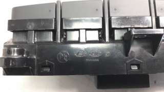 Recambio de mando multifuncion para kia stonic (ybcuv) 2017- 1.6 crdi cat referencia OEM IAM 93300H8140  
