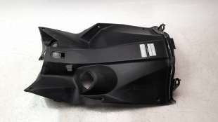 Recambio de moldura para kymco agility 50/125 2005- referencia OEM IAM 81130LFC2E10N1R  