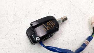 Recambio de piña luces derecha para kymco agility 50/125 2005- referencia OEM IAM 3515ALGB5EV0  