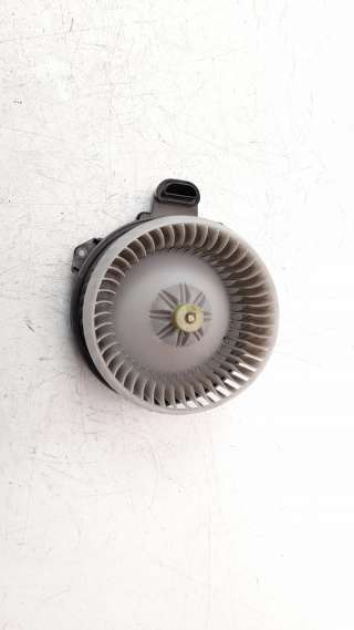 Recambio de ventilador calefaccion para toyota rav 4 2012-2019 referencia OEM IAM 2727008105  