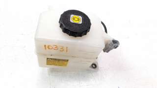 Recambio de deposito servo para toyota rav 4 2012-2019 referencia OEM IAM 4722078010  