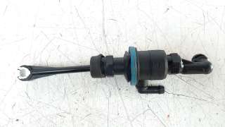 Recambio de bomba embrague para kia stonic (ybcuv) 2017- 1.6 crdi cat referencia OEM IAM 41605H8300  