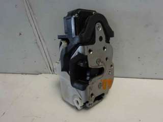 Recambio de cerradura puerta delantera derecha para opel astra j lim. 2009-2015 excellence referencia OEM IAM 13579523  