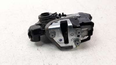 Recambio de cerradura puerta delantera izquierda para toyota auris 2012-2019 active referencia OEM IAM 6904002211  