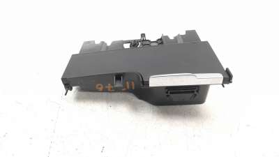 Recambio de cenicero para volvo xc60 2017- referencia OEM IAM 31694582  
