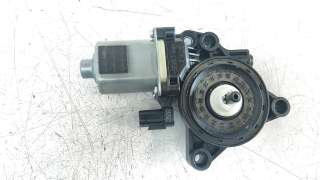 Recambio de motor elevalunas trasero derecho para hyundai tucson 2015- 1.6 crdi cat referencia OEM IAM 83460D7000  