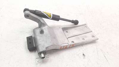 Recambio de retenedor puerta para yamaha tricity 300 2020- referencia OEM IAM B74F47690000  
