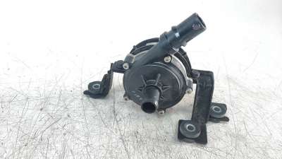 Recambio de bomba agua para kia niro 2016- referencia OEM IAM 369002B200  