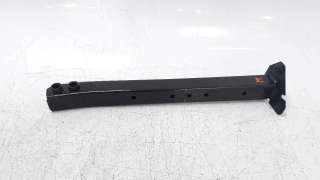 Recambio de travesaño inferior para renault captur ii 2019- 1.3 tce referencia OEM IAM 758255533R  