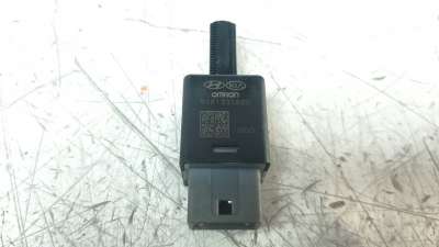 Recambio de interruptor para kia niro 2016- referencia OEM IAM 938133S800  