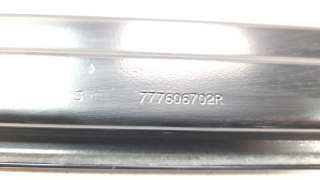 Recambio de soporte / guia puerta corredera para renault express 2021- advance referencia OEM IAM 777606702R  
