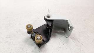 Recambio de puerta lateral corredera derecha para renault express 2021- advance referencia OEM IAM 824A65571R  