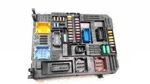 Recambio de caja reles / fusibles para opel corsa f 2019- 1.2 referencia OEM IAM 9845141280  