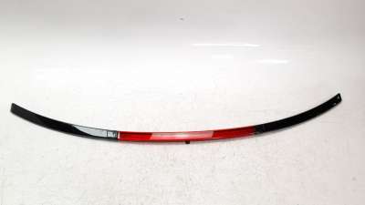 Recambio de luz central de freno para lexus rc 2014- referencia OEM IAM 8157024070  
