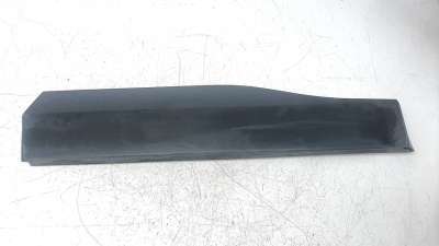 Recambio de moldura para toyota rav4 2018- referencia OEM IAM 7507842040  