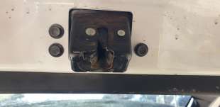 Recambio de cerradura maletero / porton para toyota rav4 2018- referencia OEM IAM 6935042090  