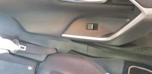 Recambio de mando elevalunas trasero izquierdo para toyota rav4 2018- referencia OEM IAM 8481012100  