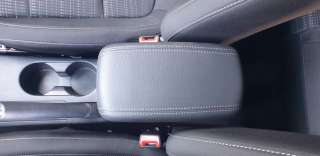 Recambio de apoyabrazos central para kia stonic (ybcuv) 2017- 1.0 tgdi cat referencia OEM IAM 84660H8000WK  