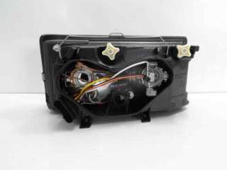 Recambio de faro izquierdo para iveco daily caja cerrada (1999 =>) 1999-2006 referencia OEM IAM 710301160201 10109291002 FT92649