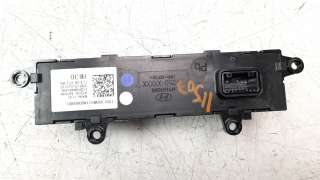 Recambio de pantalla multifuncion para hyundai tucson 2015- referencia OEM IAM 97250XXXXX  