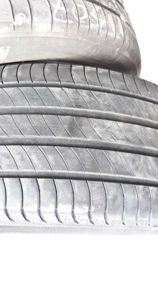 Recambio de neumatico para hyundai kona 2017- 1.0 tgdi cat referencia OEM IAM 2355019  