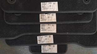Recambio de juego alfombrillas para volkswagen touran (5t1) 2015- 2.0 tdi referencia OEM IAM 5TB864435 5TB864436 5TA864450 2