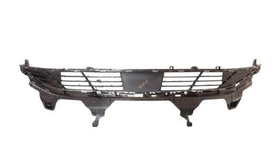 Recambio de rejilla paragolpes central para hyundai tucson 2015- referencia OEM IAM 86531N7010  