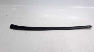 Recambio de molduras delanteras para opel astra j lim. 2009-2015 1.7 16v cdti referencia OEM IAM 13280302  