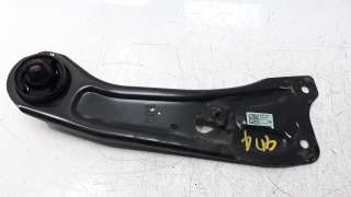 Recambio de brazo suspension superior trasero derecho para hyundai kona 2017- referencia OEM IAM 55270K4000  