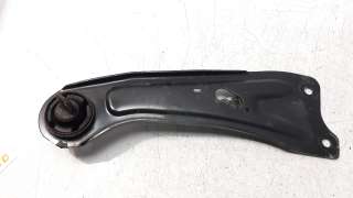 Recambio de brazo suspension superior trasero derecho para hyundai kona 2017- referencia OEM IAM 55270K4000  