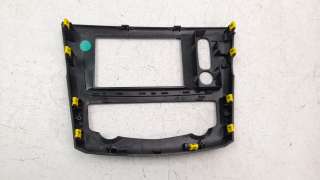 Recambio de moldura para renault kadjar 2015- 1.6 tce energy referencia OEM IAM 681043286R  