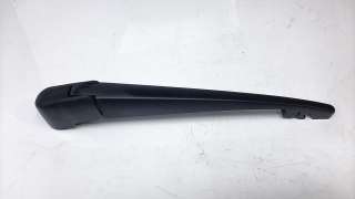 Recambio de brazo limpia trasero para mazda 3 sedán (bp) 2019- referencia OEM IAM BCWK67421A  