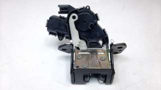 Recambio de cerradura maletero / porton para mazda 3 sedán (bp) 2019- referencia OEM IAM BDMT62310  