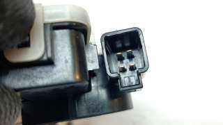 Recambio de cerradura maletero / porton para mazda 3 sedán (bp) 2019- referencia OEM IAM BDMT62310  