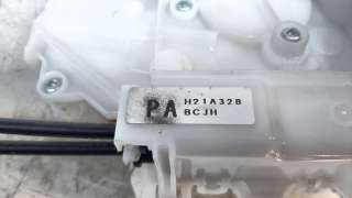Recambio de cerradura puerta delantera derecha para mazda 3 sedán (bp) 2019- referencia OEM IAM BDMC58310B  