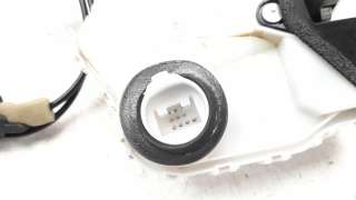 Recambio de cerradura puerta trasera izquierda para mazda 3 sedán (bp) 2019- referencia OEM IAM BDMC73310B  