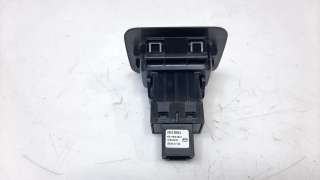 Recambio de interruptor para mazda 3 sedán (bp) 2019- referencia OEM IAM BEMD66660A  