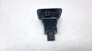 Recambio de interruptor para mazda 3 sedán (bp) 2019- referencia OEM IAM BEMD66660A  