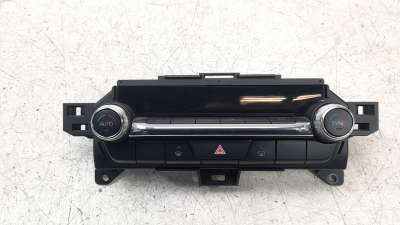 Recambio de mando climatizador para mazda 3 sedán (bp) 2019- referencia OEM IAM BDMC61190A  
