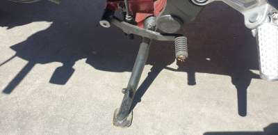 Recambio de caballete lateral para honda cb 750 hornet 2022- referencia OEM IAM 50530MLBD00  