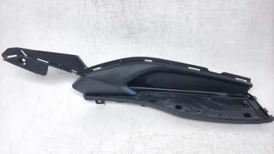 Recambio de moldura para kymco g-dink 125 2012-2017 referencia OEM IAM 83532ACD5E000  