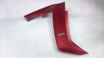 Recambio de moldura para kymco g-dink 125 2012-2017 referencia OEM IAM 64305ACD5E000  