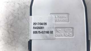 Recambio de mando elevalunas delantero derecho para hyundai ioniq 2016- referencia OEM IAM 93575G2160  