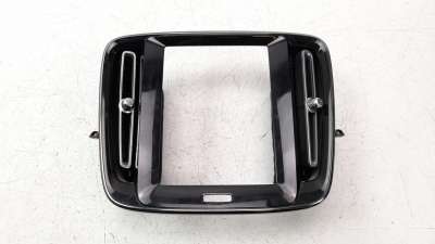 Recambio de rejilla aireadora para volvo xc 40 2017- 2.0 diesel cat referencia OEM IAM 31442627  