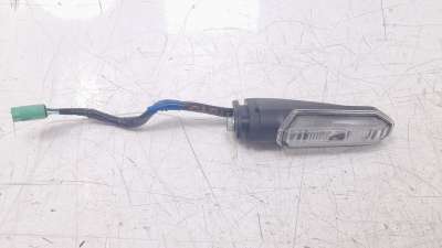 Recambio de piloto delantero derecho para honda cb125 r 2017- referencia OEM IAM 33400KZZJ01  